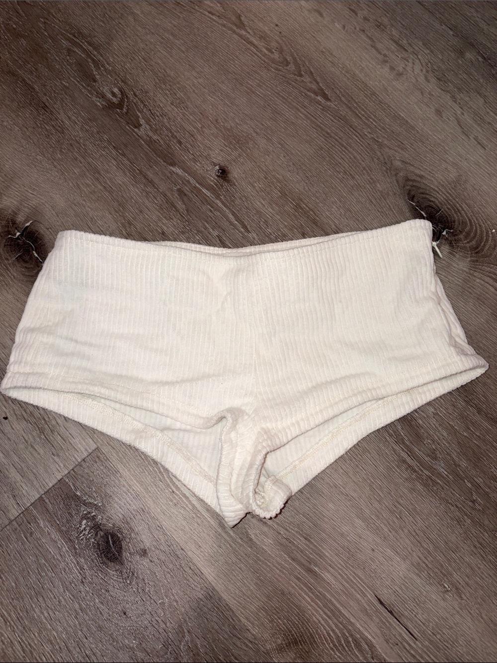 Are You Am I Nimue Short White View 3